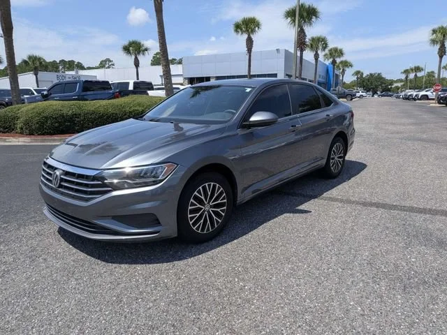 Used 2021  Volkswagen S image 7