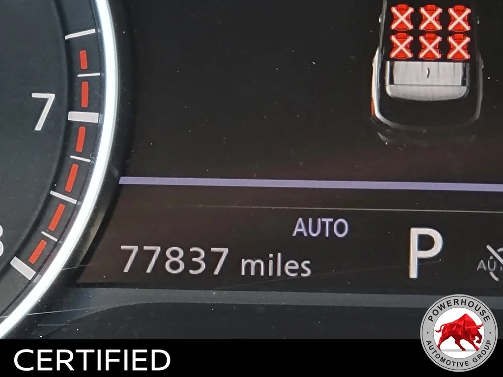 Used 2022 White Nissan SV image 33