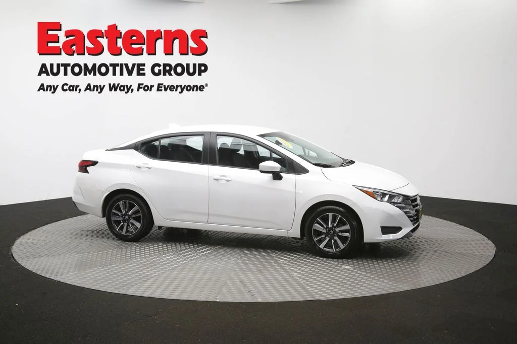 Used 2024 White Nissan 1.6 SV image 45