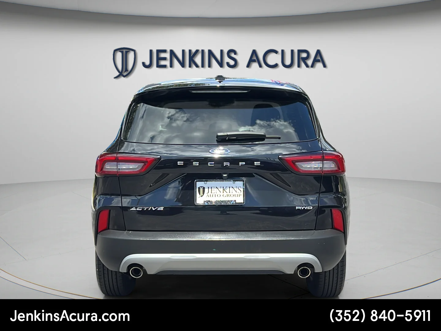 Used 2024 Black Metallic Ford Active image 6