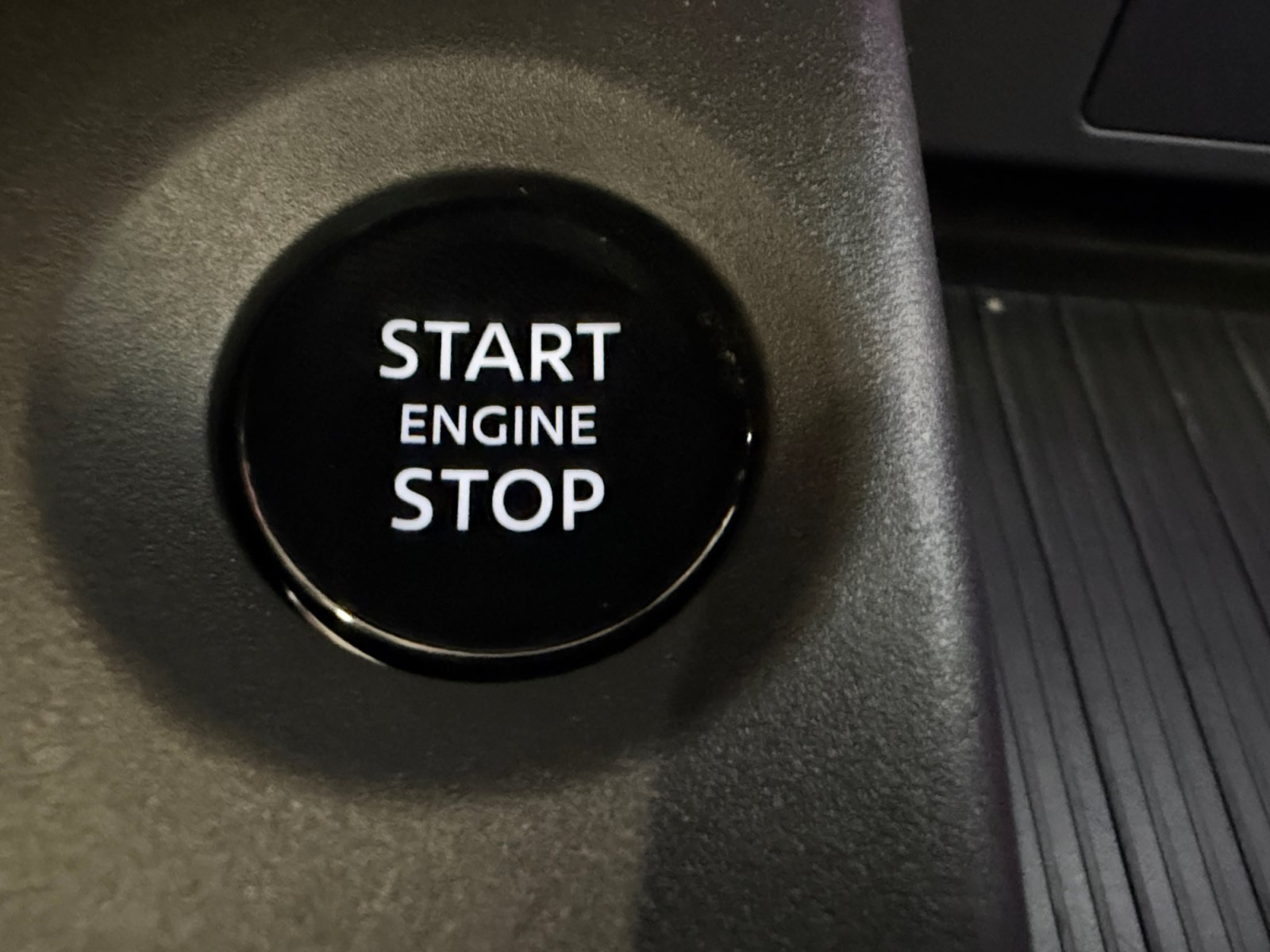 2026 Nissan Sentra SR - Photo 32