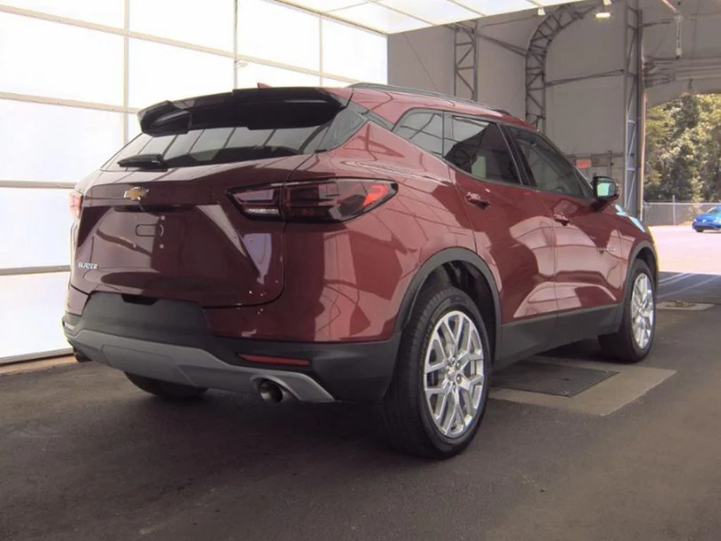 Used 2024 Red Chevrolet LT image 4