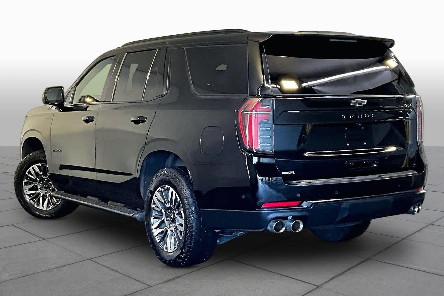 Used 2025 Black Chevrolet Z71 image 12