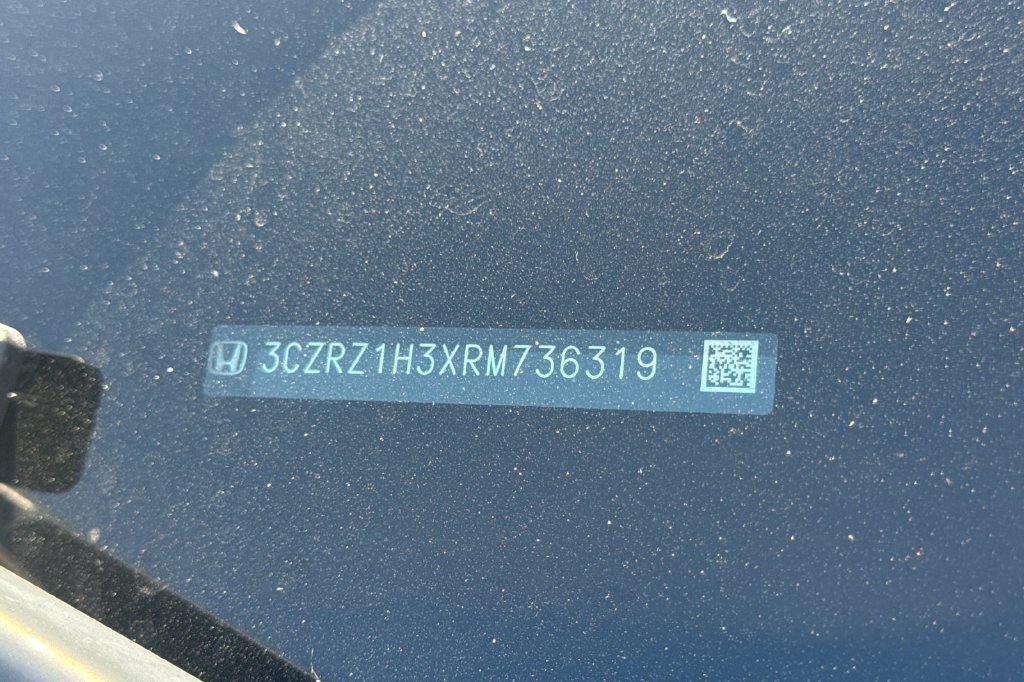 Used 2024 Platinum White Pearl Honda LX image 8