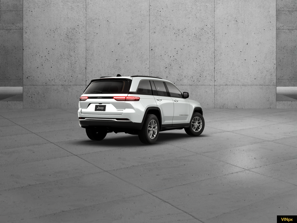 New 2026 Silver Zynith Exterior Paint Jeep Laredo image 6