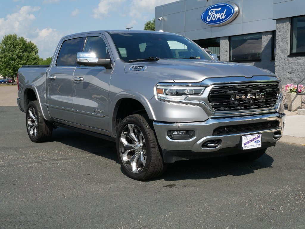 Used 2019 RAM Ram 1500 Pickup Limited with VIN 1C6SRFHT9KN925230 for sale in Northfield, Minnesota