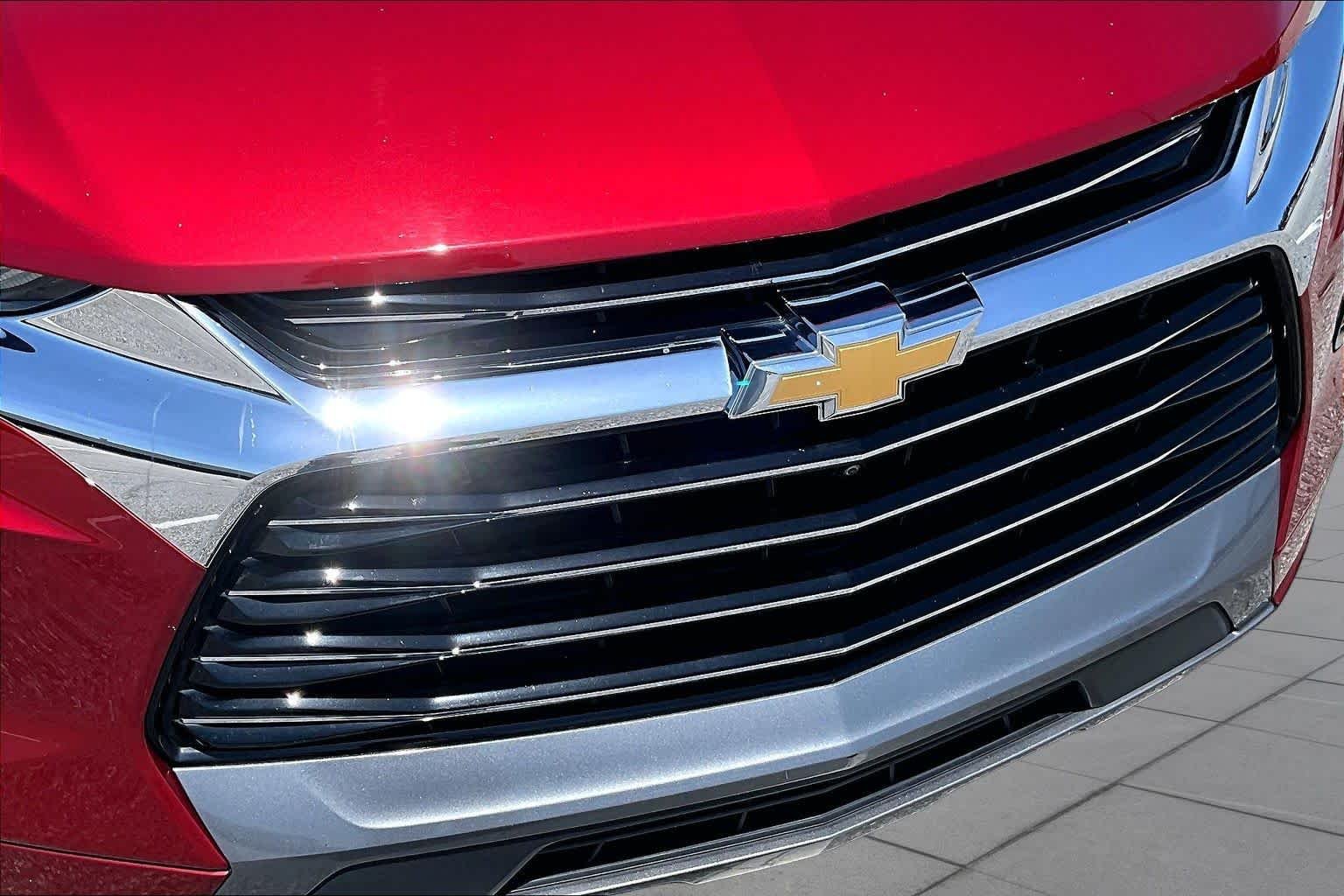 Used 2019 Cajun Red Tintcoat Chevrolet Premier image 30