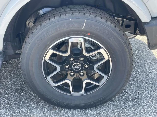New 2026 White Ford Outer Banks image 8