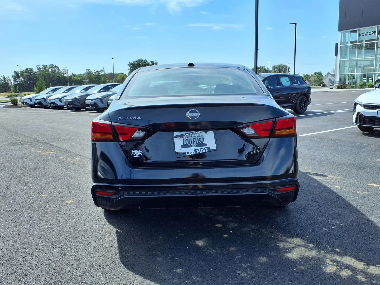 Used 2025 Super Black Nissan SV image 26