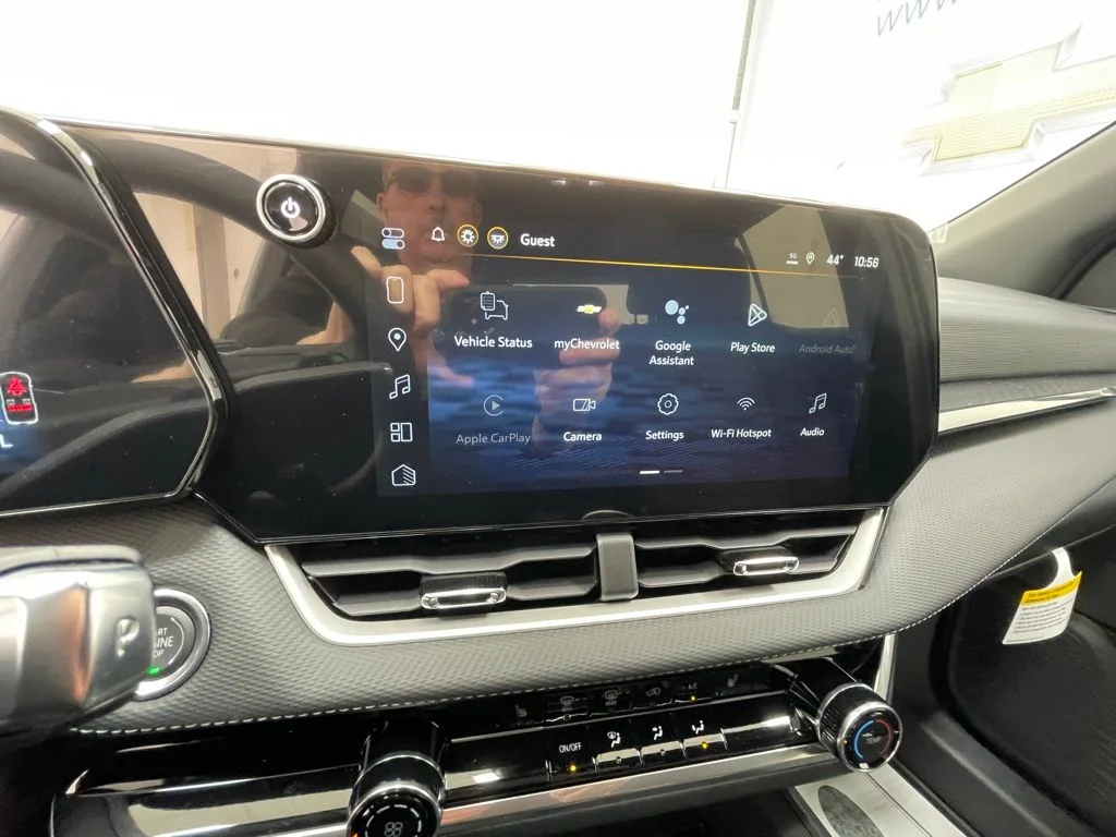 2026 Chevrolet Equinox LT - Photo 16