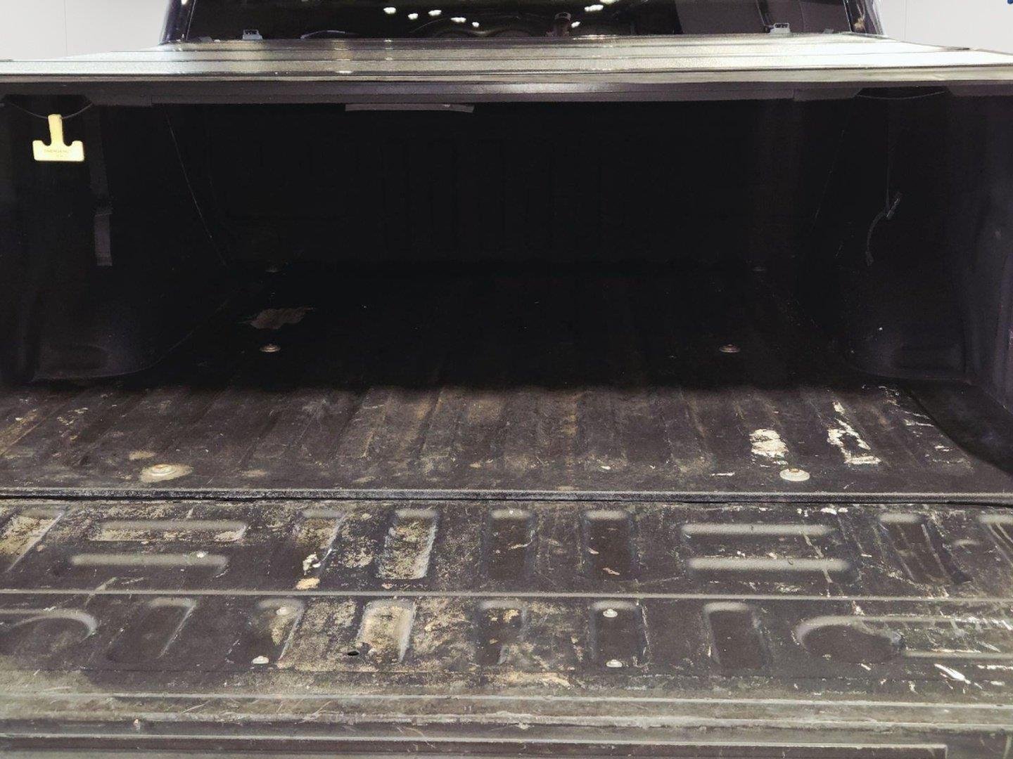 Used 2019 Agate Black Ford XLT image 26