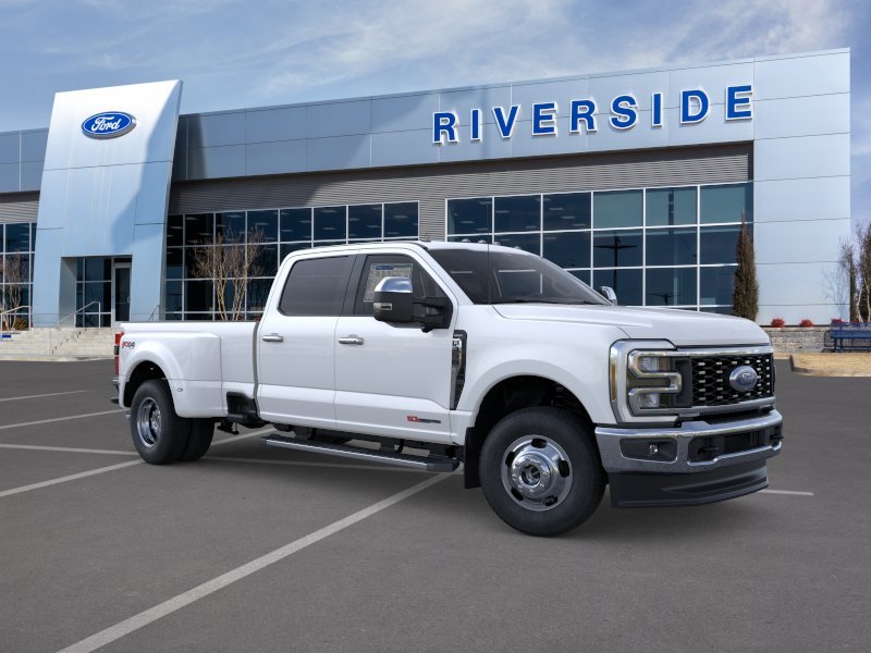 2026 Ford F-350 Lariat 4x4 Crew Cab 8' Box DRW's photo