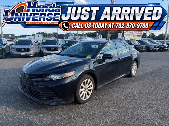 Used 2018 Midnight Black Metallic Toyota L image 1