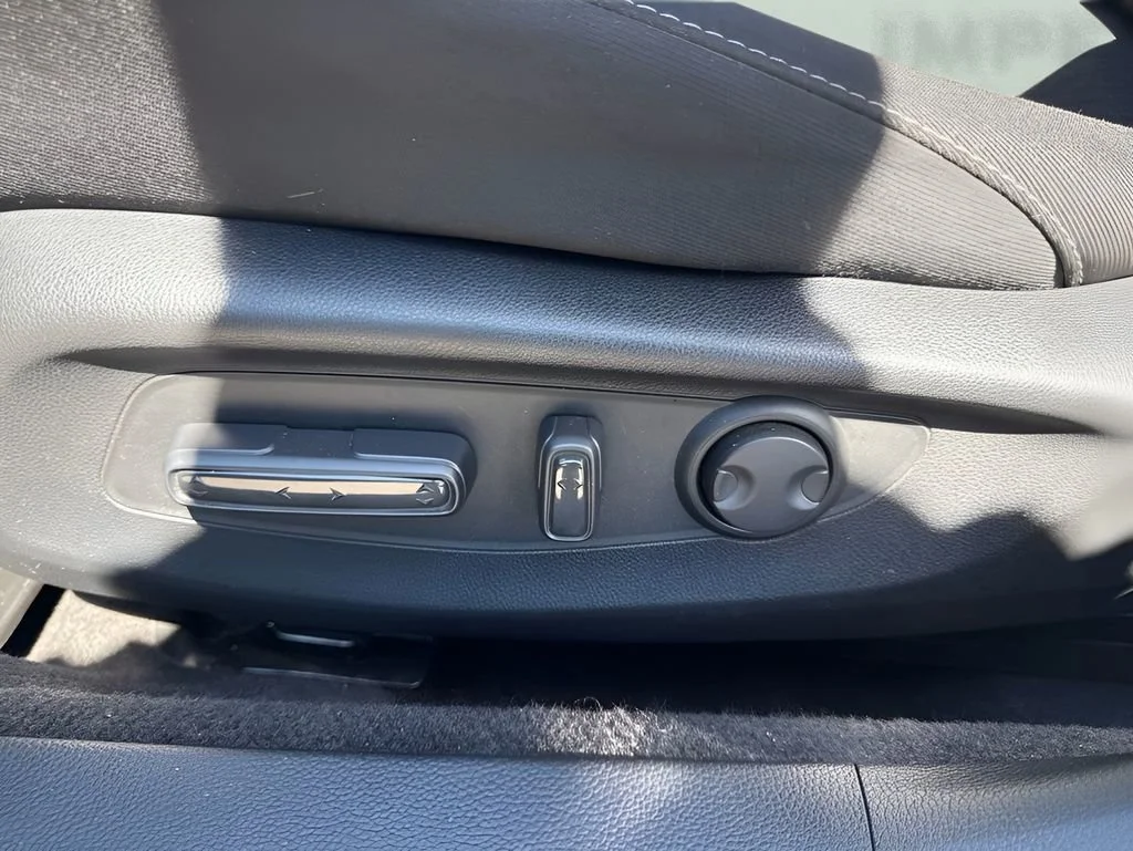 Used 2024  Honda EX image 10