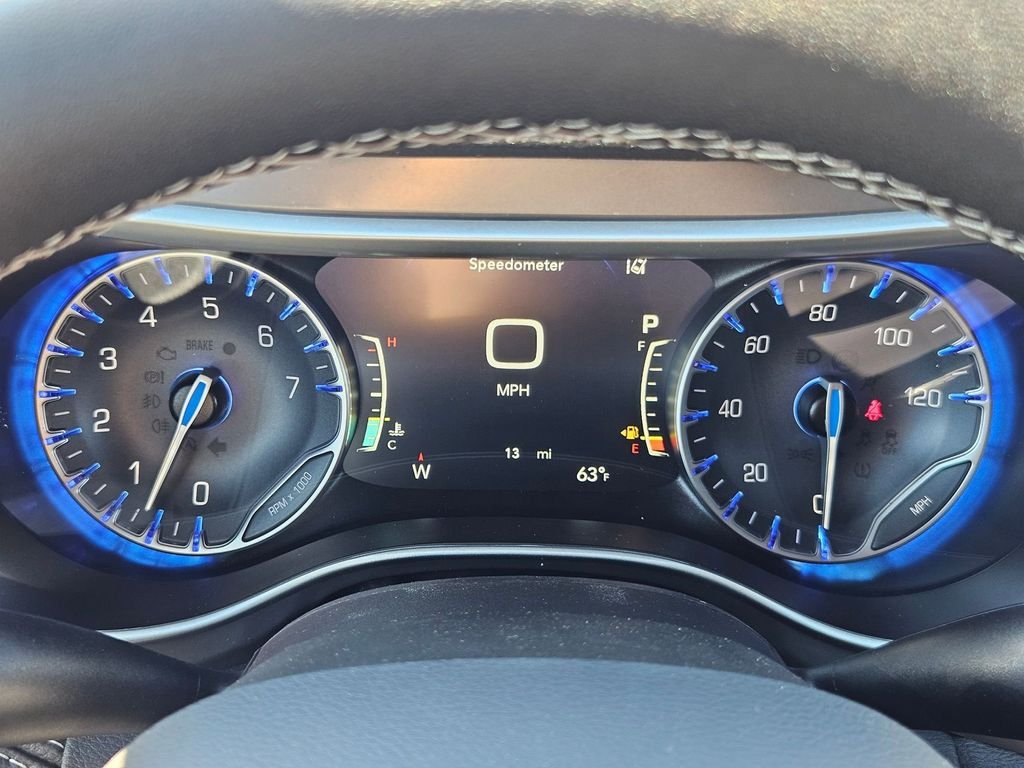 2026 Chrysler Pacifica Select - Photo 25