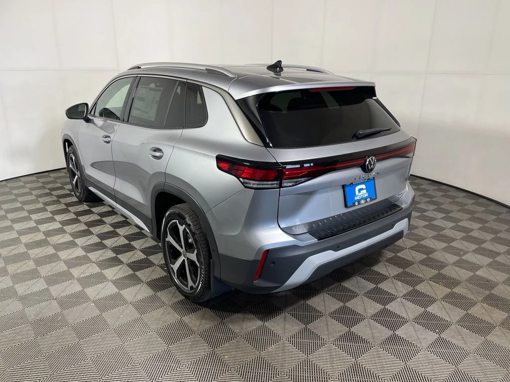 New 2026 Silver Volkswagen 2.0T SE image 5