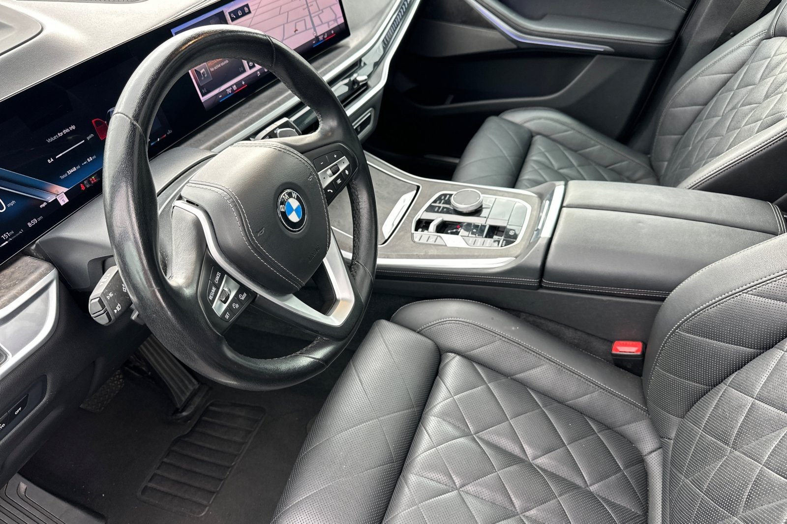 Used 2024 Skyscraper Grey Metallic BMW xDrive40i image 9