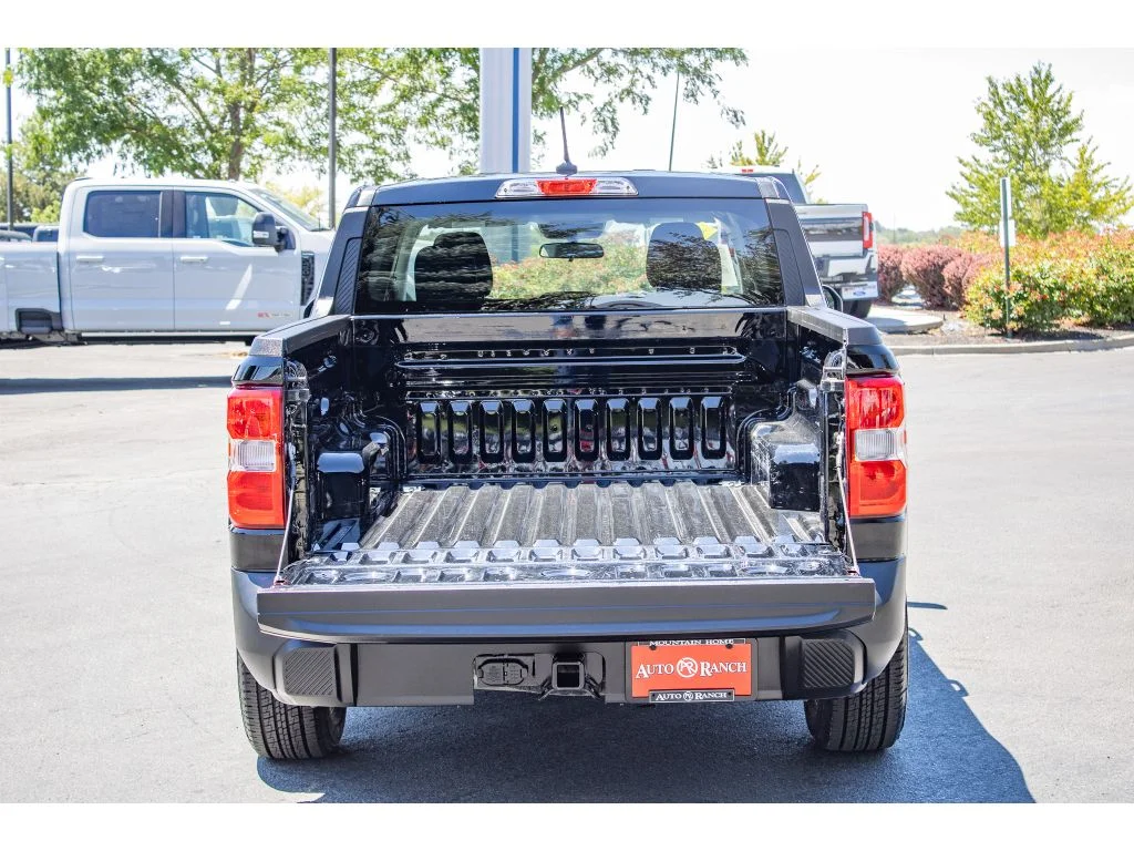 Used 2024 Shadow Black Ford XLT image 11