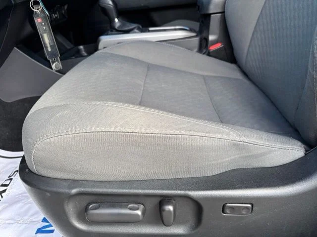 Used 2021 White Toyota SR5 image 13