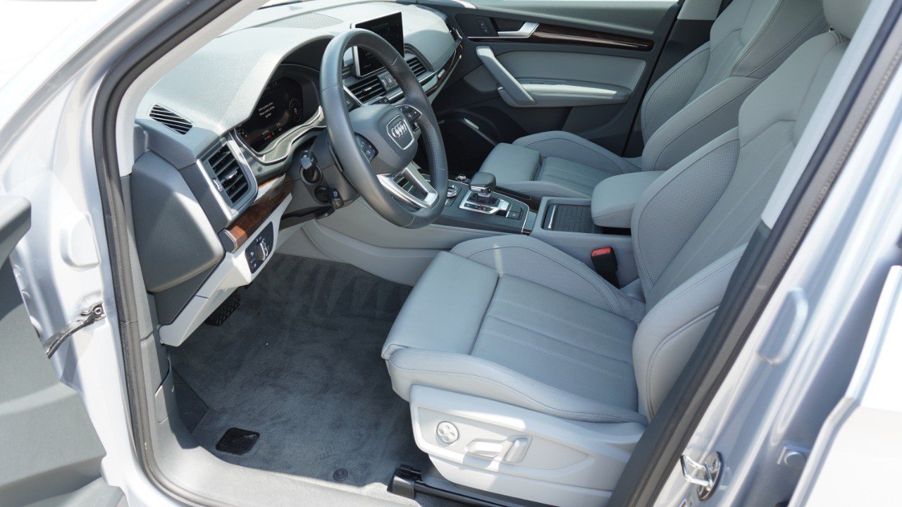 Used 2019 Silver Audi Premium Plus image 13