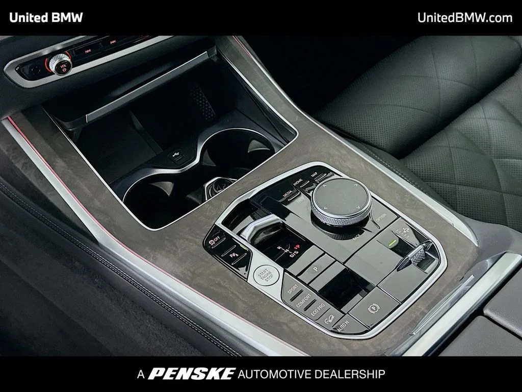 2025 BMW X7 40i - Photo 17