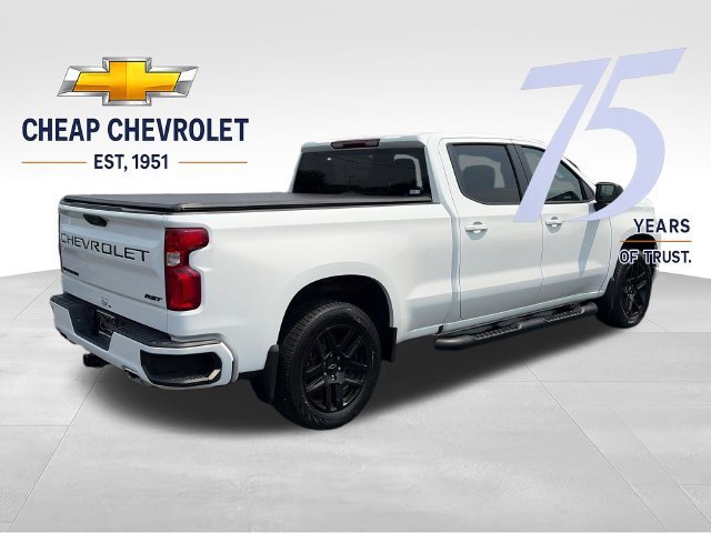 Used 2024 Summit White Chevrolet RST image 5