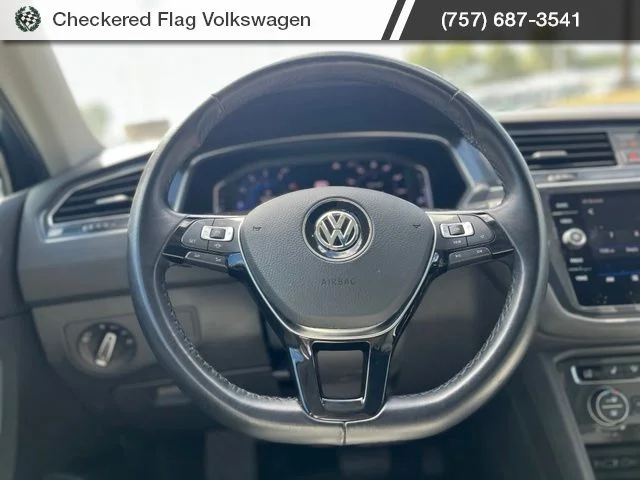 Used 2019 Platinum Gray Metallic Volkswagen 2.0T SEL 4Motion image 37