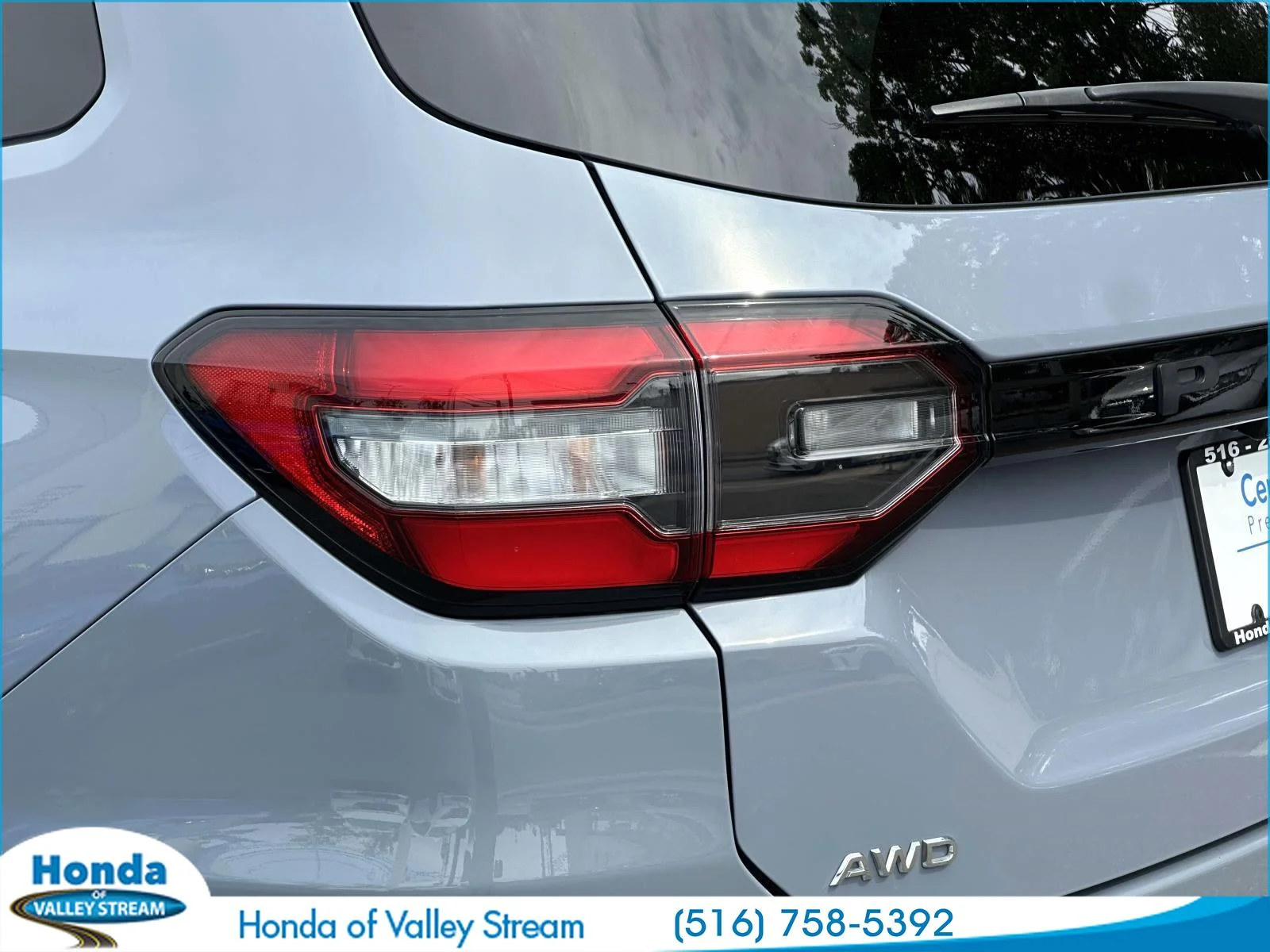 Certified Used 2023 Sonic Gray Pearl Honda Touring image 8