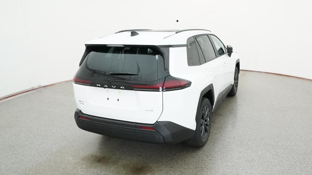 New 2026 Ice Cap Toyota XLE Premium image 22
