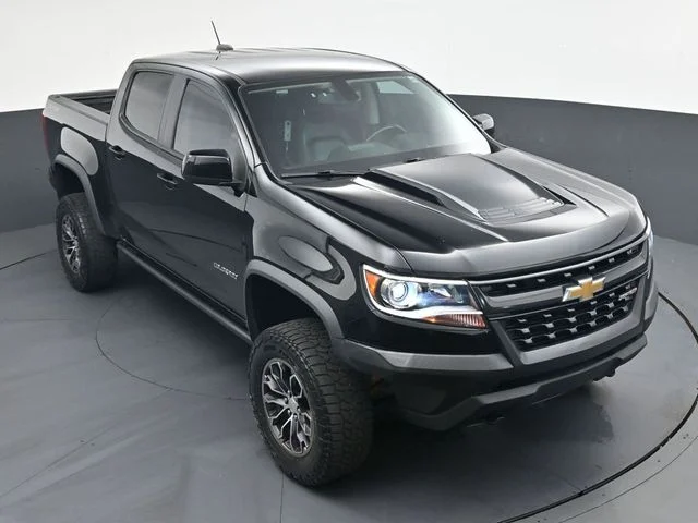 Used 2018 Black Chevrolet ZR2 image 34
