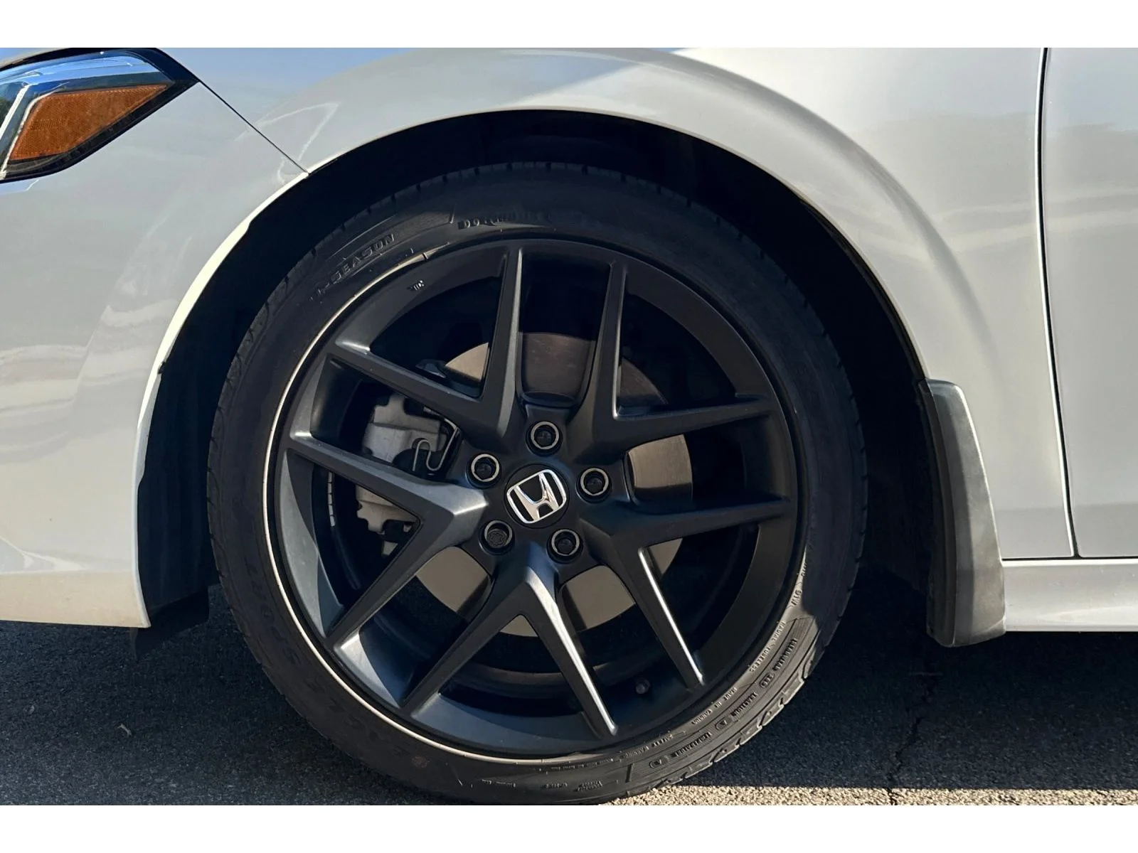 Used 2023 Platinum White Pearl Honda 4DR MT image 45