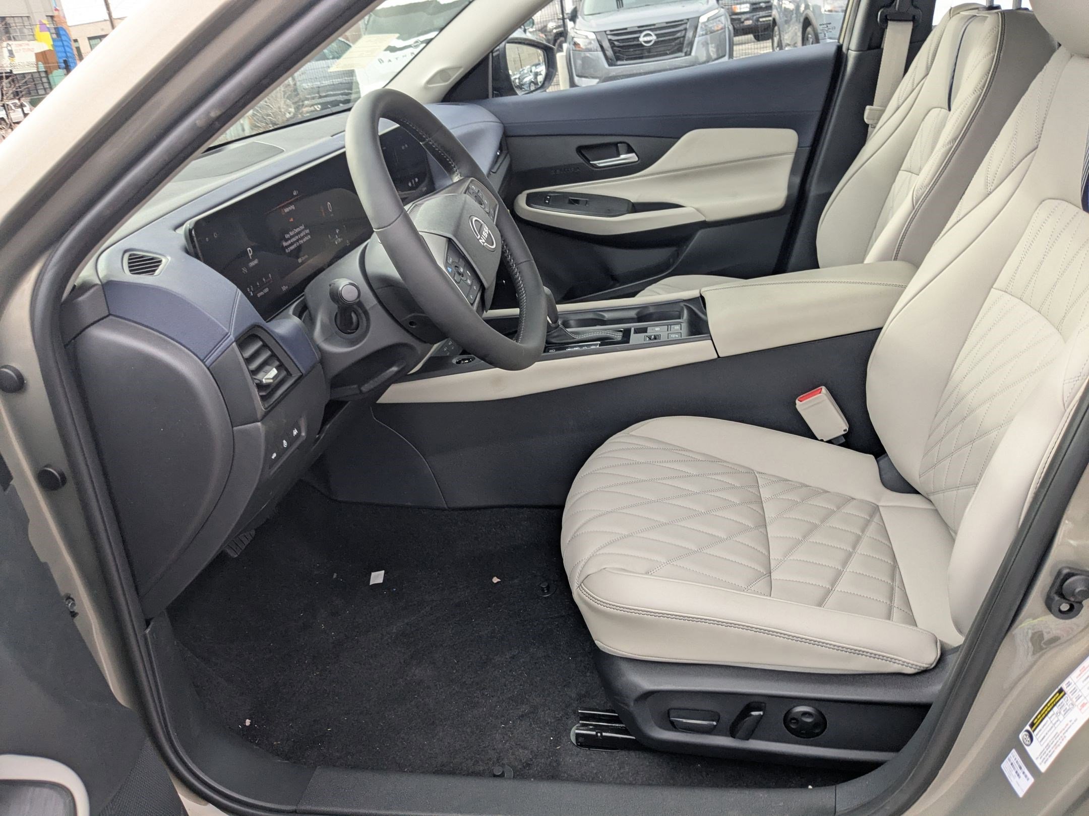 2026 Nissan Sentra SL - Photo 15