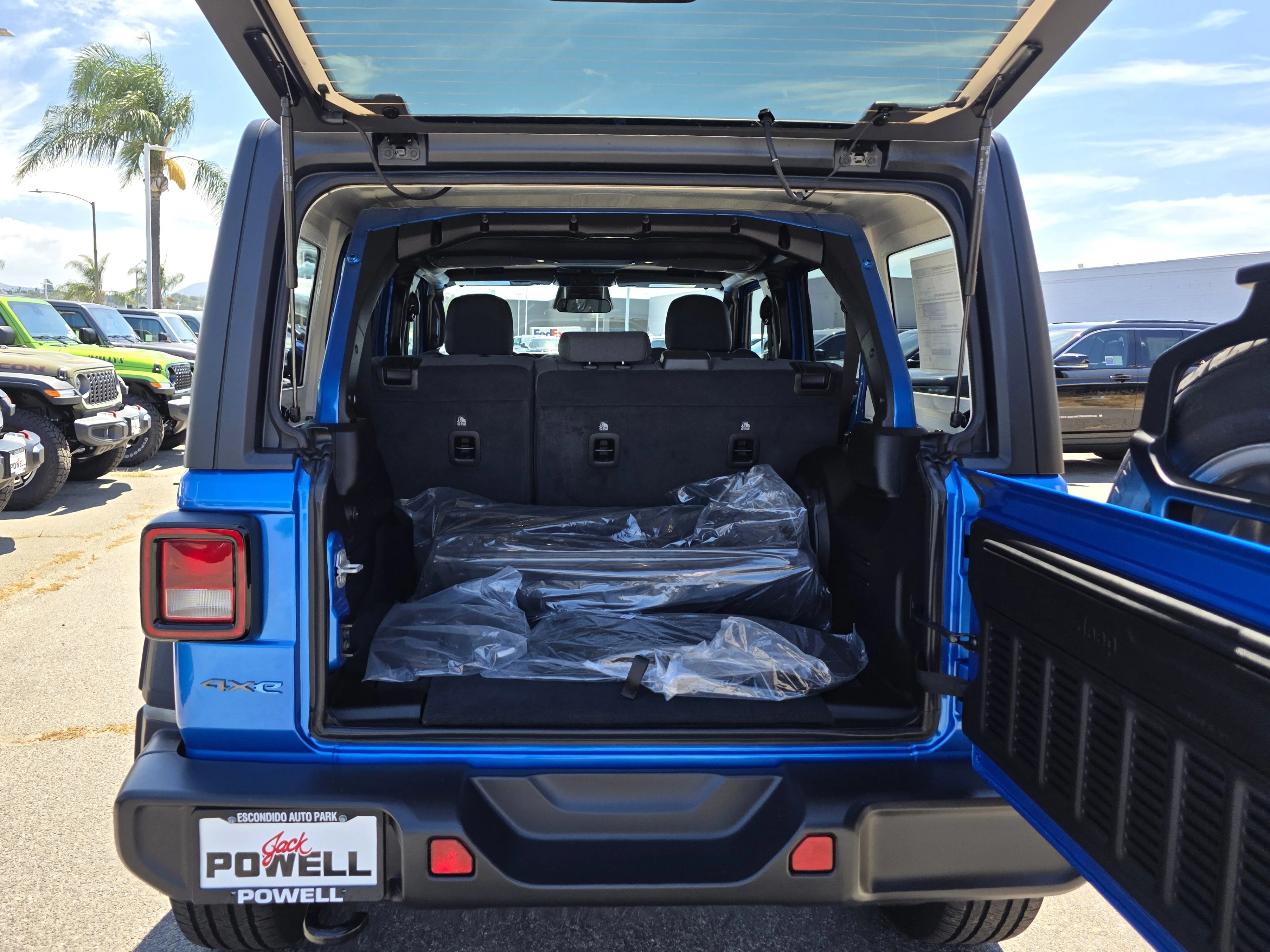 New 2025 Blue Pearl Jeep Sport S 4xe image 17