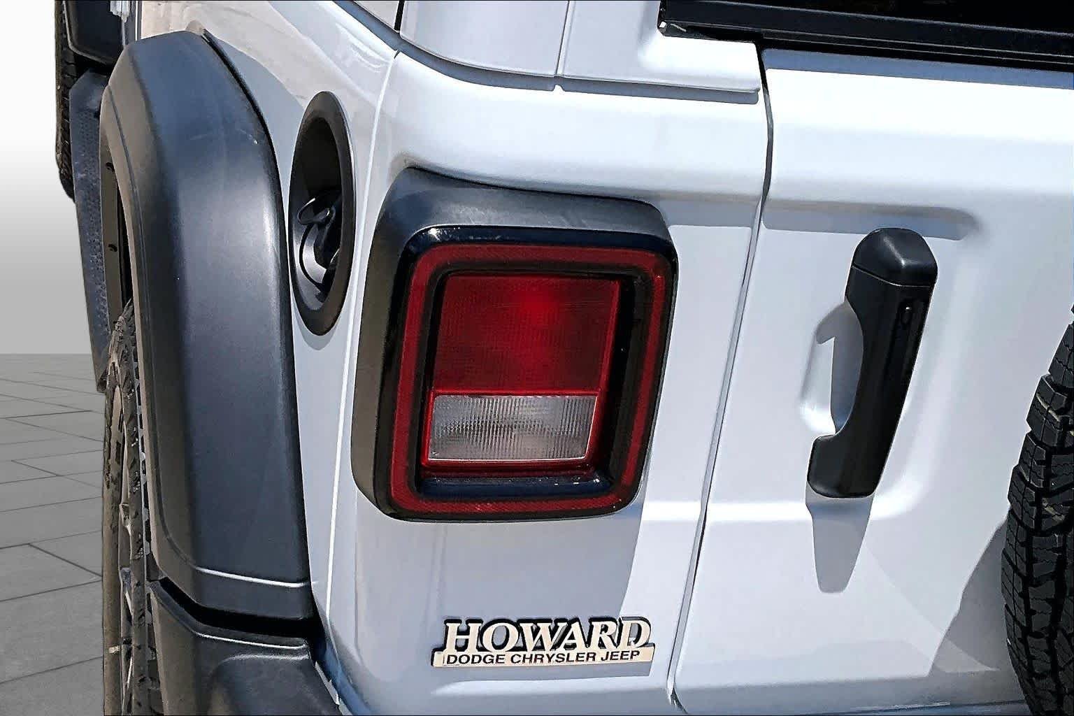 New 2026 Bright White Clearcoat Jeep Sport S image 15