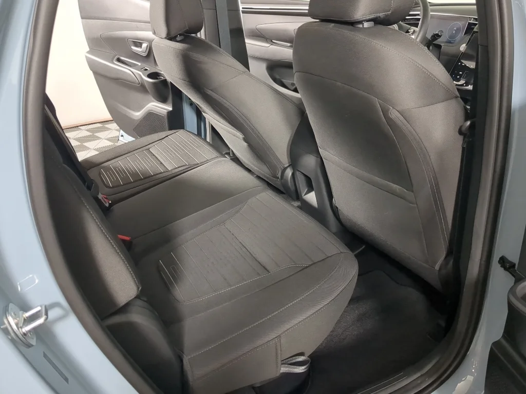 Used 2024 Blue Stone Hyundai SEL image 21