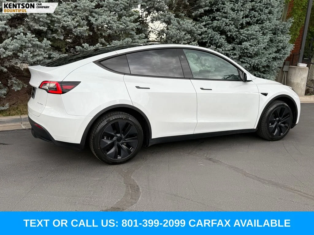 Used 2024 White Tesla Long Range image 9