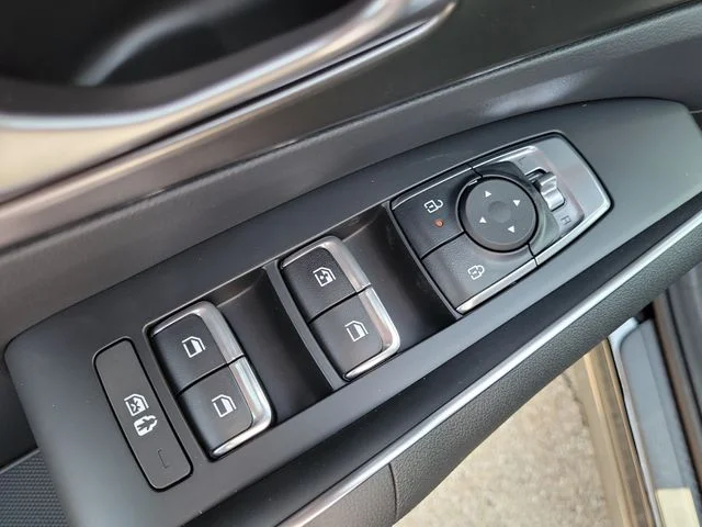 New 2026 Aurora Black Pearl Kia EX image 22