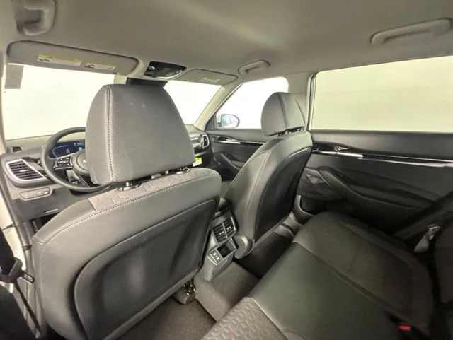 New 2026 White Kia S image 14