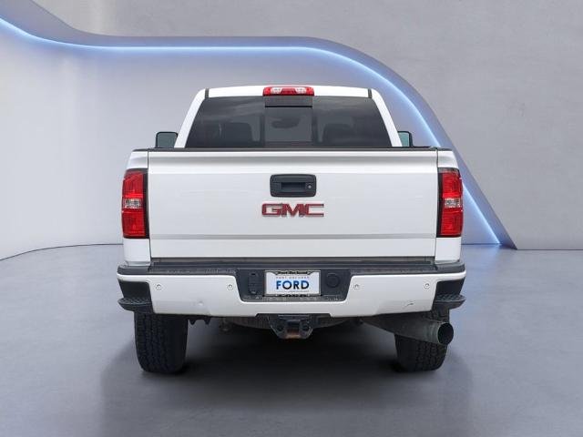 Used 2015 Summit White GMC  image 6