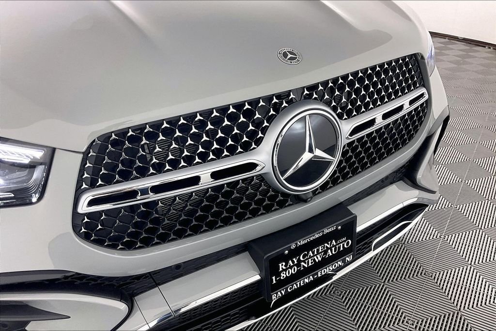 Used 2026 White Mercedes-Benz GLE 450 Coupe image 23