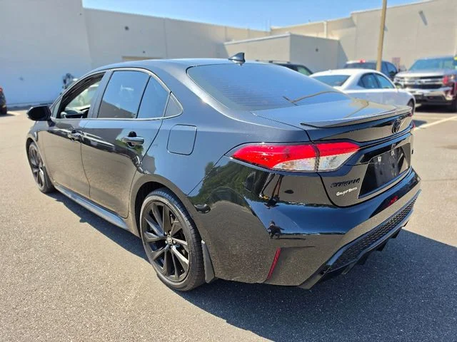 Used 2022 Black Toyota SE Nightshade image 4