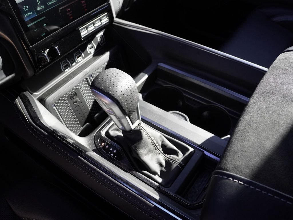 New 2026 Diamond Black Crystal Pearl-Coat Exterior Paint RAM RHO image 17