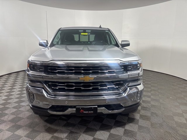 Used 2018 Chevrolet Silverado 1500 LTZ with VIN 3GCUKSEC6JG511039 for sale in Shakopee, Minnesota
