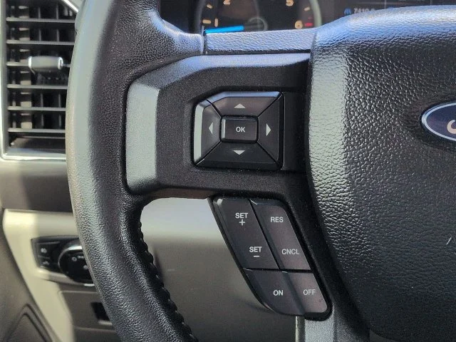 Used 2017 Oxford White Ford XLT image 26