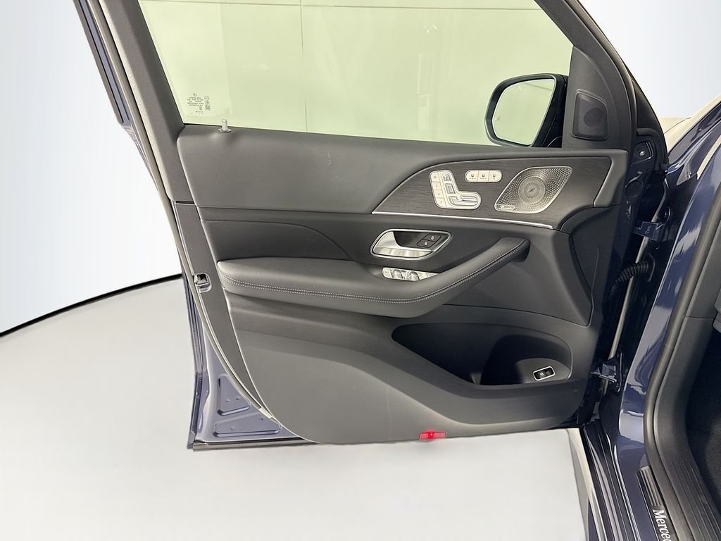 New 2026 Twilight Blue Metallic Mercedes-Benz GLE 450 image 25