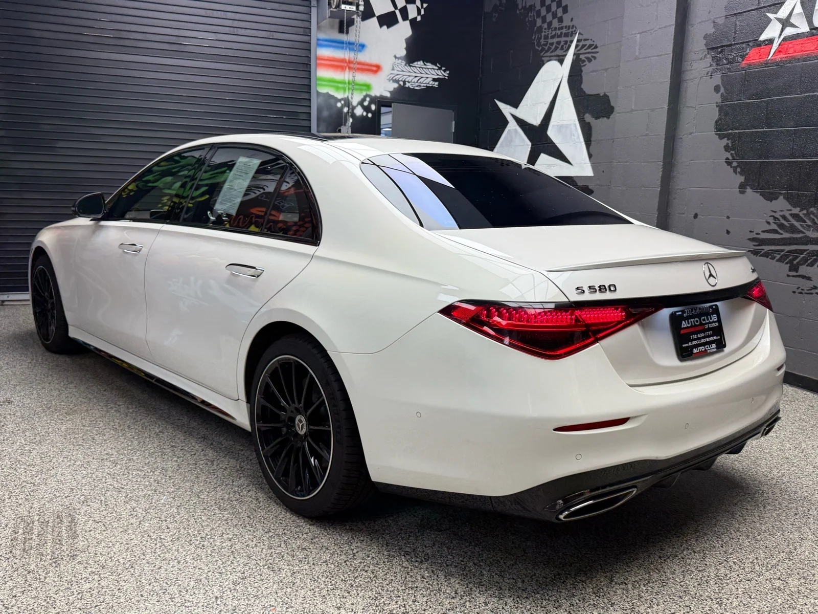 Used 2023 Manufaktur Diamond White Metallic (799) Mercedes-Benz S 580 4MATIC® image 4