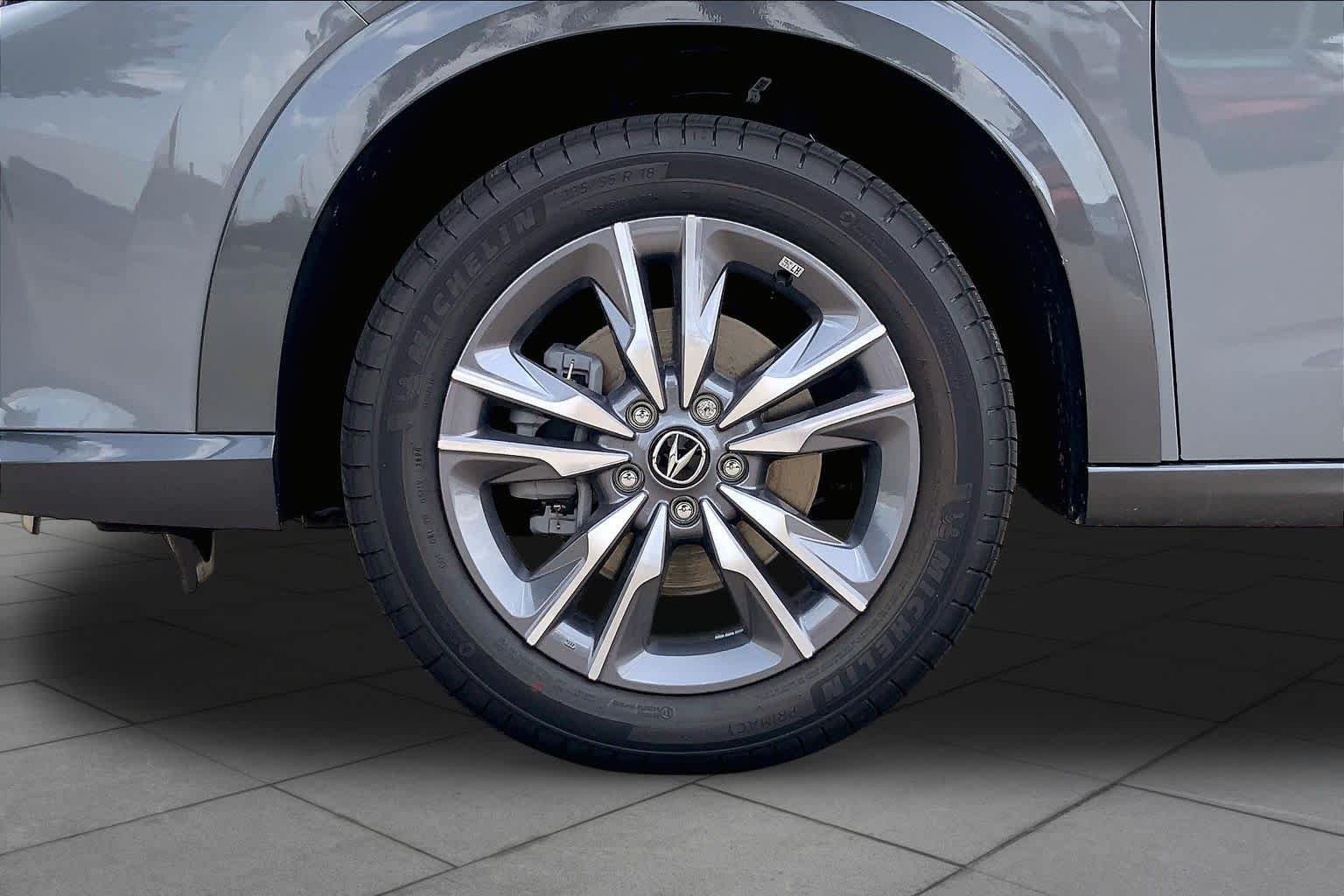 New 2026 Urban Gray Pearl Acura  image 12