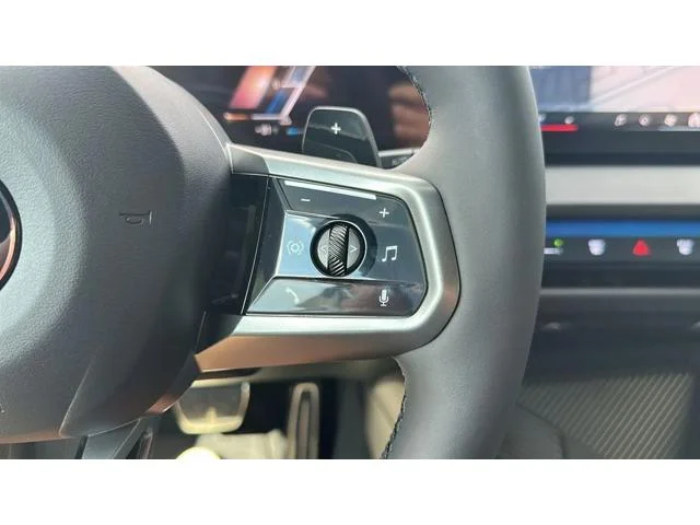 2026 BMW X3 30 - Photo 16