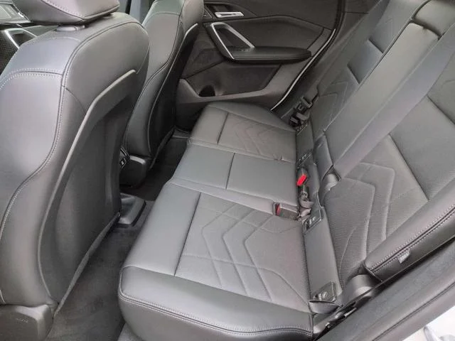 New 2026 Mineral White Metallic BMW xDrive28i image 20
