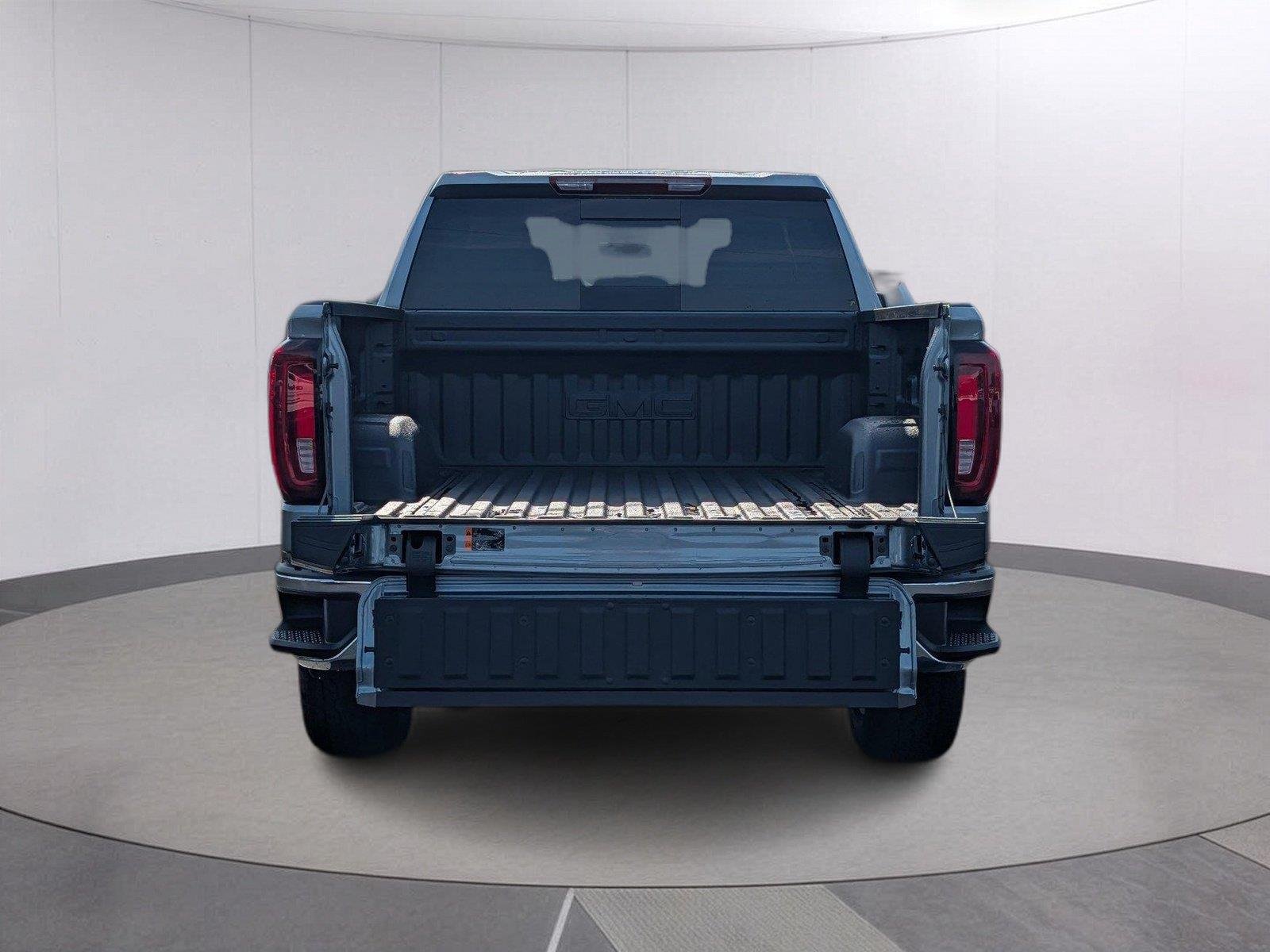 New 2026 Sterling Metallic GMC SLT image 5